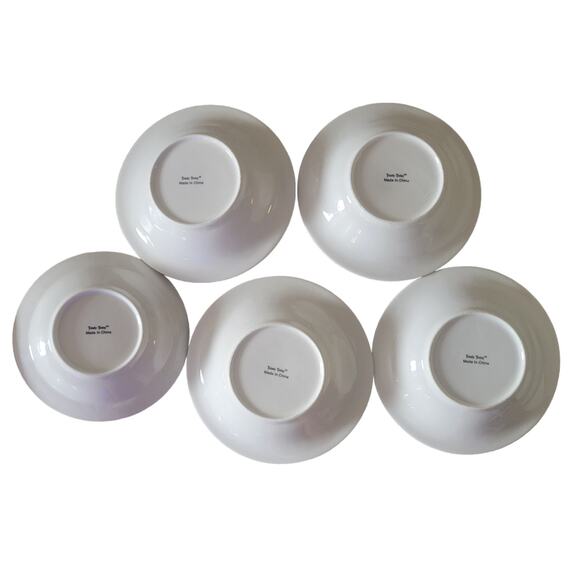 Vintage Totally Today White Embossed Fan Dot Bowls 4 Salad Bowl and 1 Berry Bowl - Picture 3 of 10